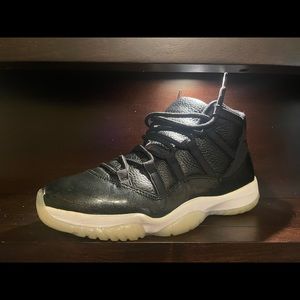 Jordan 11 retro Black/Gym Red White-Anthracite